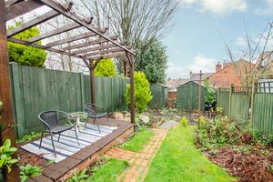 Photo 27- click for photo gallery